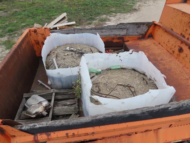 1996-ford-l9000-image-11