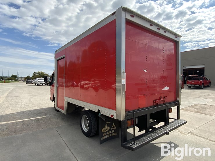 2012-mitsubishi-fuso-canter-fe180-image-16