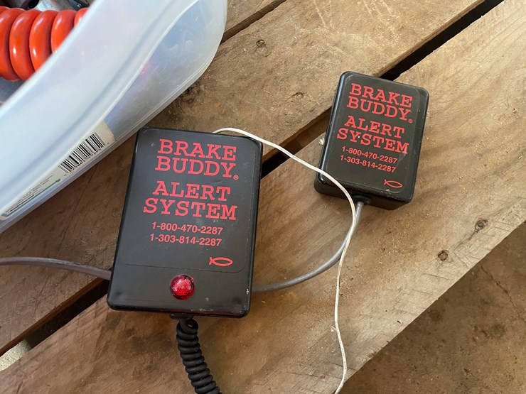 #6617-•-rv-tow-car-brake-system-image-18