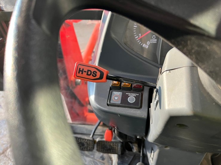 2015-kubota-l4060-image-25