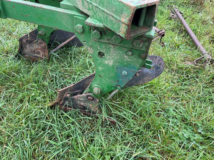 #8141-•-two-bottom-plow-image-13