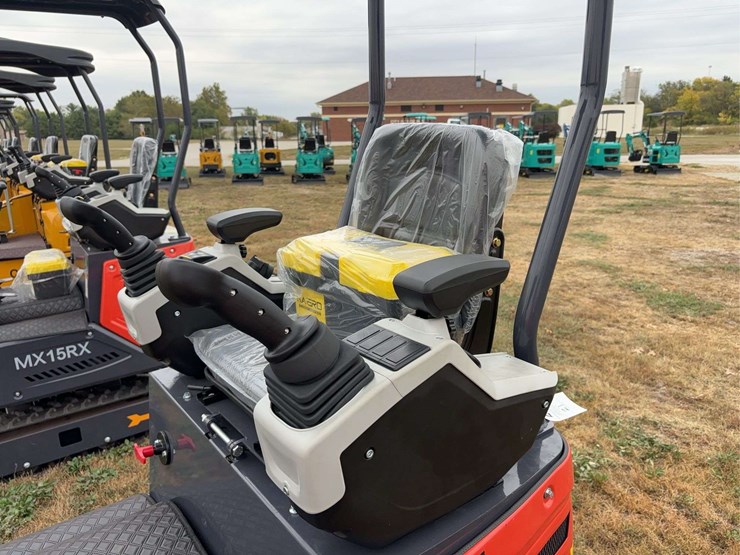 mini-excavator-mx15rx-image-16