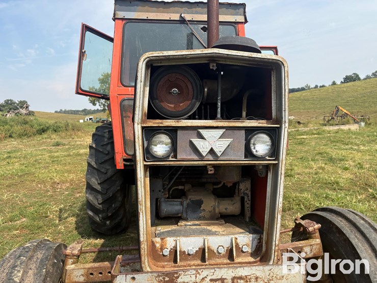 1974-massey-ferguson-1135-image-12