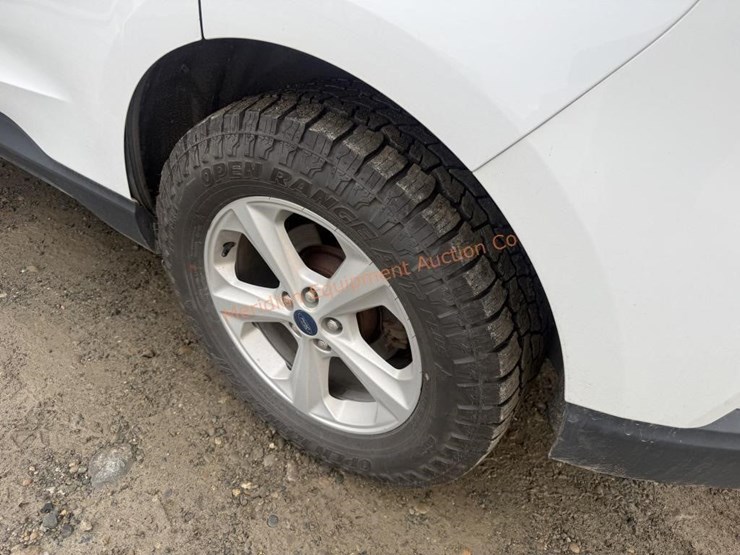 2020-ford-edge-image-19