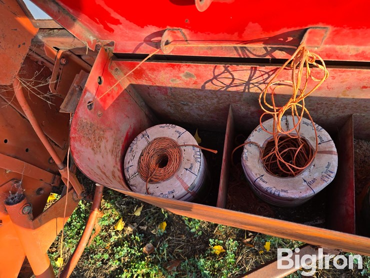 new-holland-268-image-11