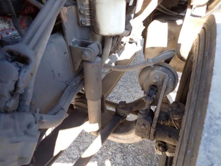 2013-ford-f750-image-35