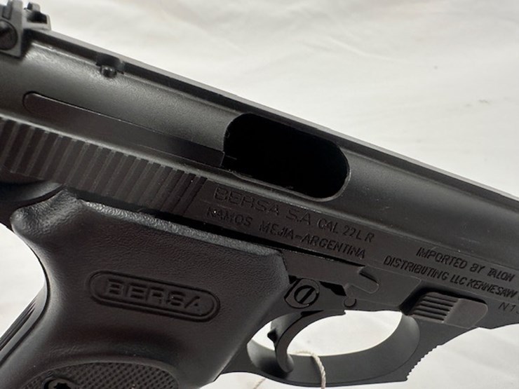 #2025-00052-•-bersa-thunder-22-pistol-image-23