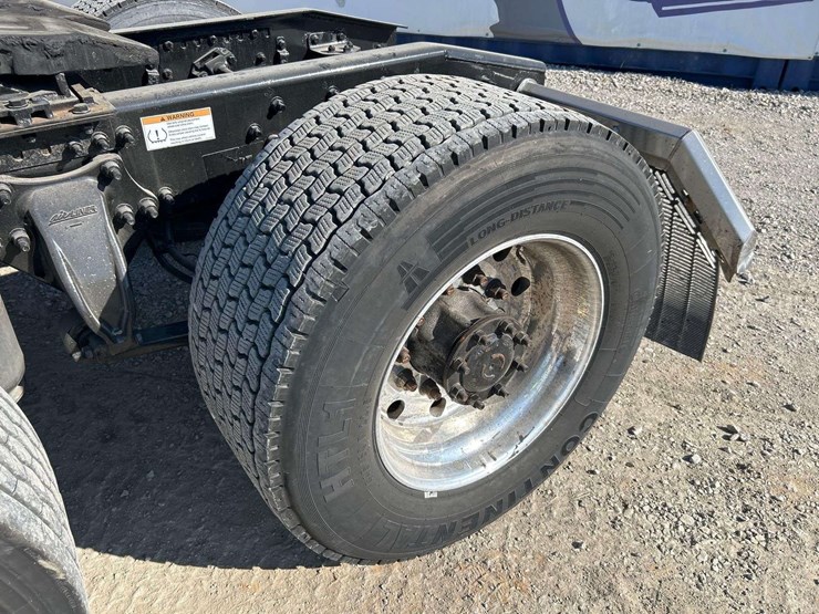 2021-freightliner-cascadia-116-image-28