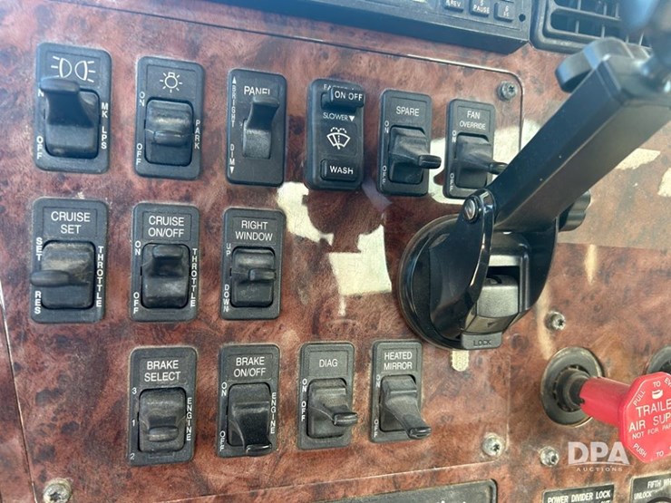 2006-international-9400i-liquid-truck-(cp1185-unit-15319)-image-34