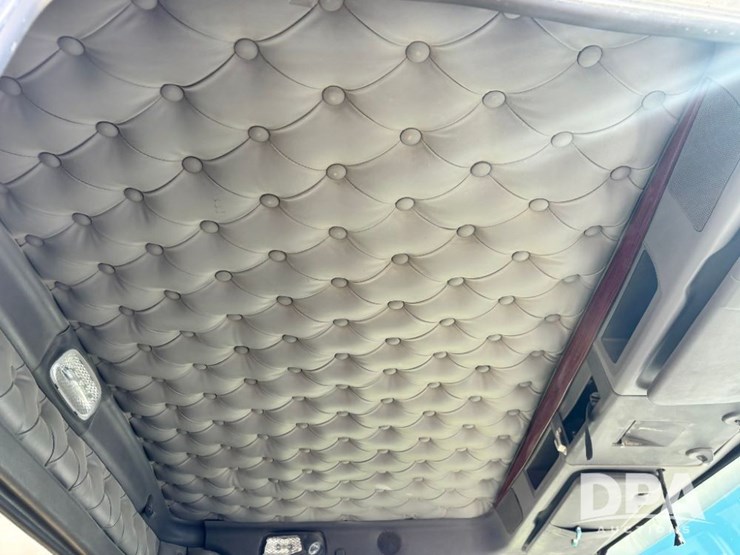 2007-kenworth-t800-image-75