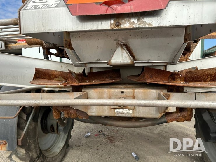 2015-ag-chem-rg1100b-image-24