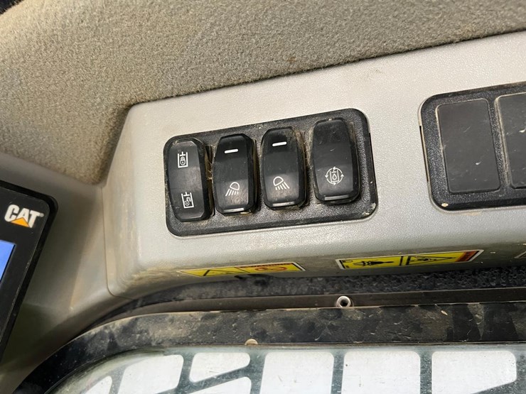 caterpillar-279d3-image-25