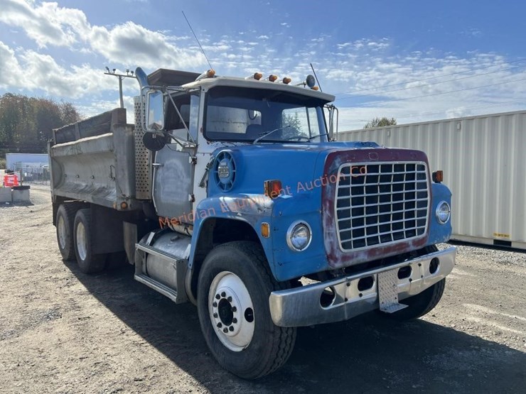 1979-ford-9000-image-4