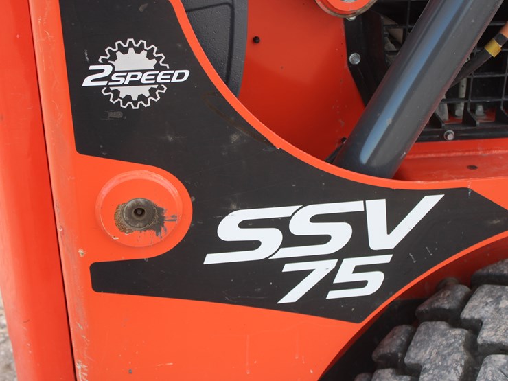 2023-kubota-ssv75-image-46