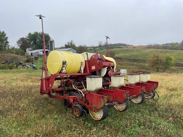 international-400-image-9