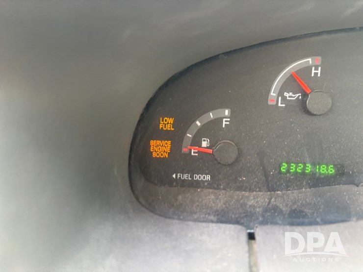 2004-ford-f150-image-47