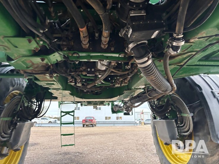 2018-john-deere-r4045-image-42