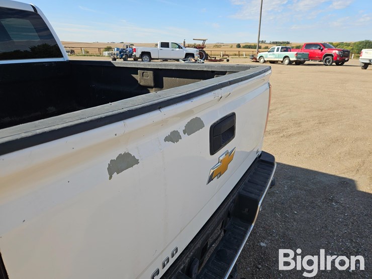 2015-chevrolet-silverado-2500-image-20