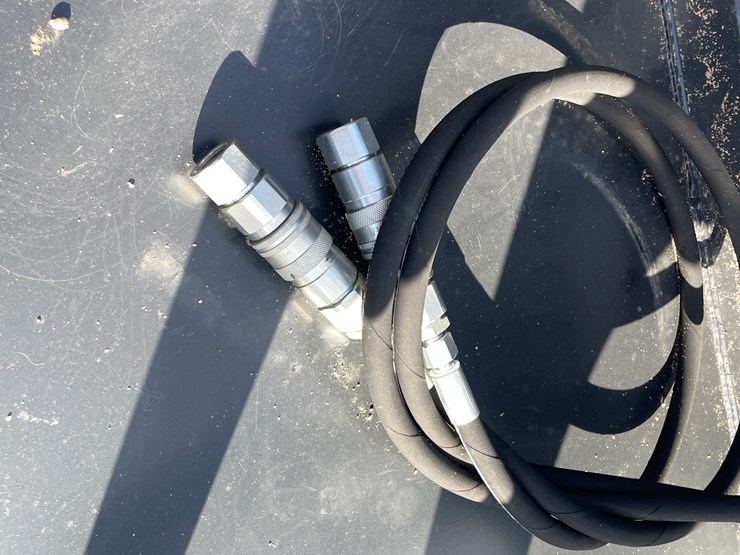 #4079-•-84"-smooth-faced-grapple-bucket-attachment-image-12