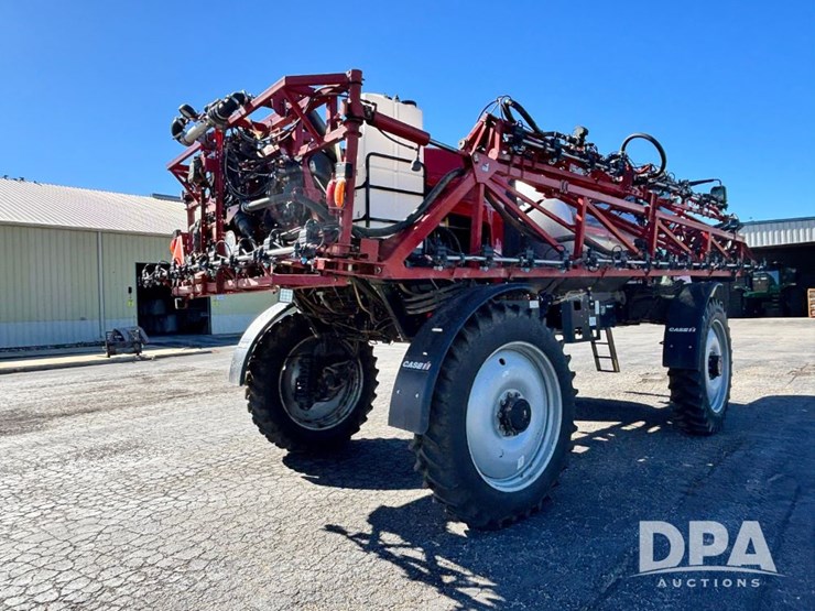 2020-case-ih-patriot-4440-image-12