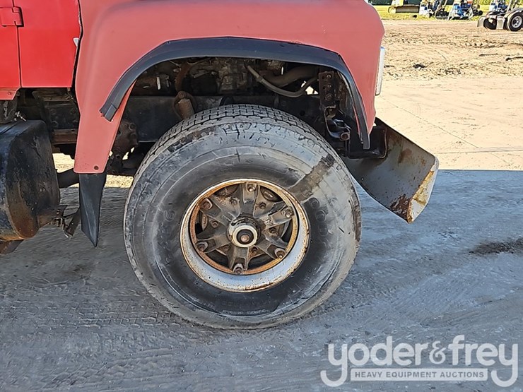 1988-ford-l8000-image-10