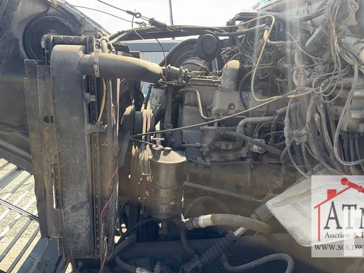 1985-ford-lnt9000-image-28