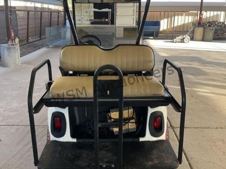 2013-ez-go-freedom-rxv-golf-cart-image-6