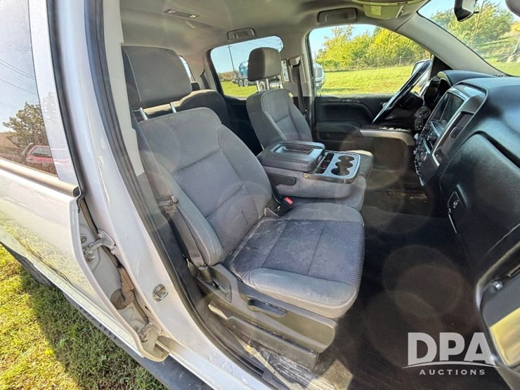 2018-chevrolet-silverado-image-58