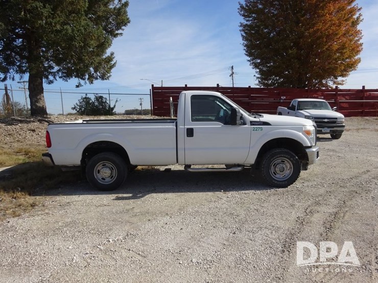 2011-ford-f250-image-25