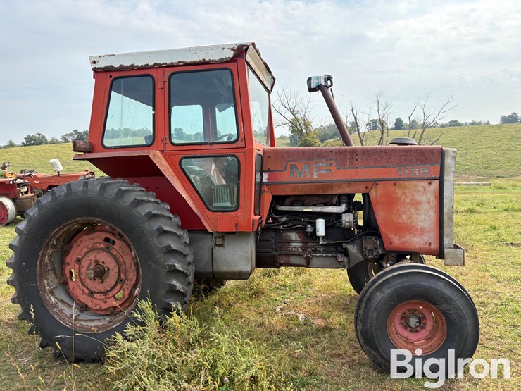 1973-massey-ferguson-1135-image-4
