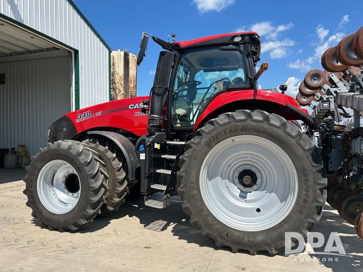 2024-case-ih-magnum-340-image-9
