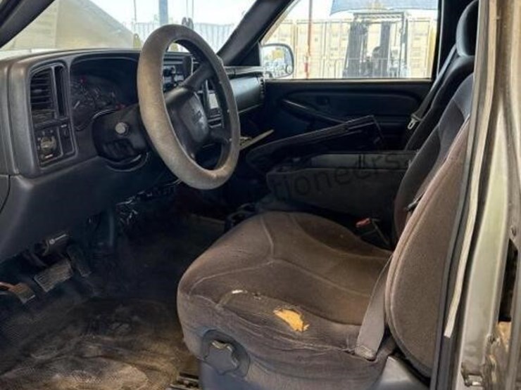 2002-gmc-sierra-2500hd-image-23