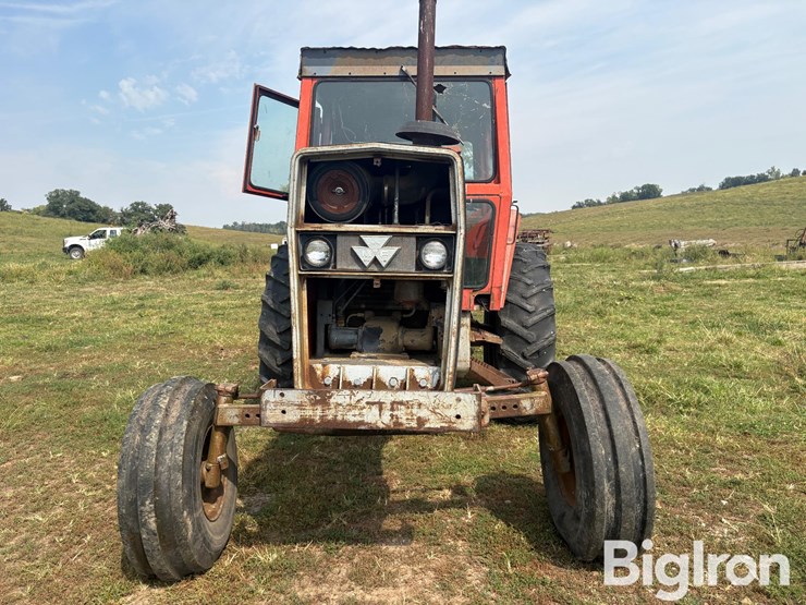 1974-massey-ferguson-1135-image-2
