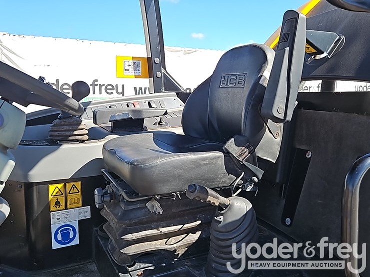 2023-jcb-407-image-21
