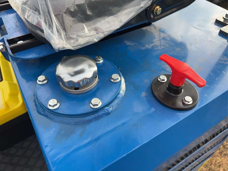 mini-excavator-mx12r-image-19