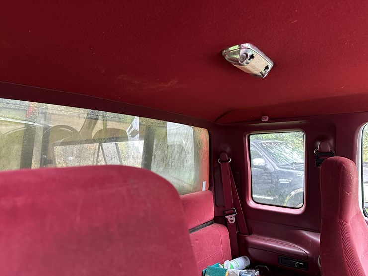 1995-ford-f350-xlt-image-82