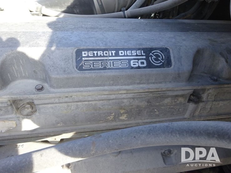 2016-freightliner-coronado-day-cab-glider-truck-(pz13983,-unit-716)-image-84