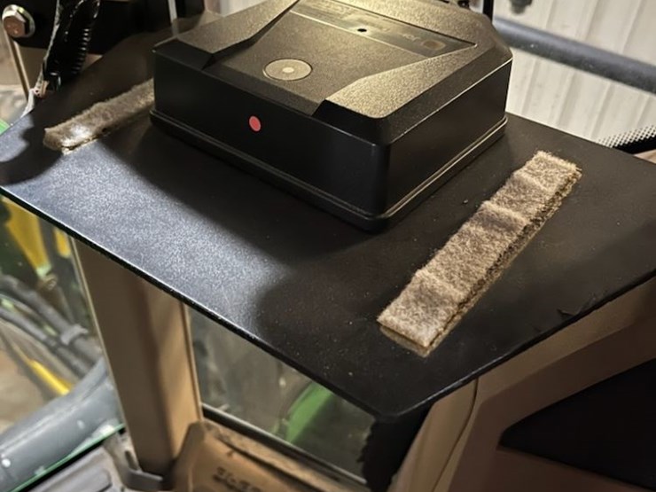 2010-john-deere-4730-image-14