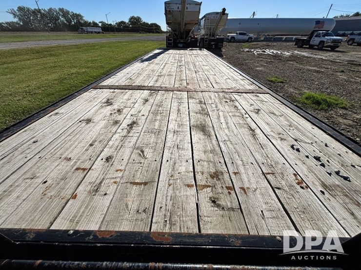 2017-travalong-gooseneck-trailer-(gp11710,-unit-126166)-image-25