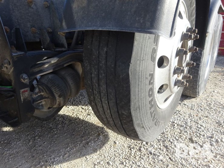 2016-freightliner-coronado-day-cab-glider-truck-(pz13982,-unit-720)-image-54