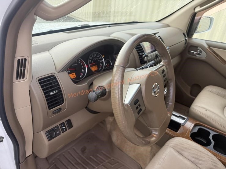 2005-nissan-pathfinder-le-image-30