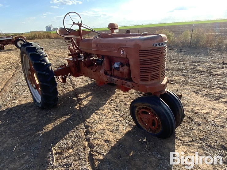 farmall-h-2wd-tractor-image-3