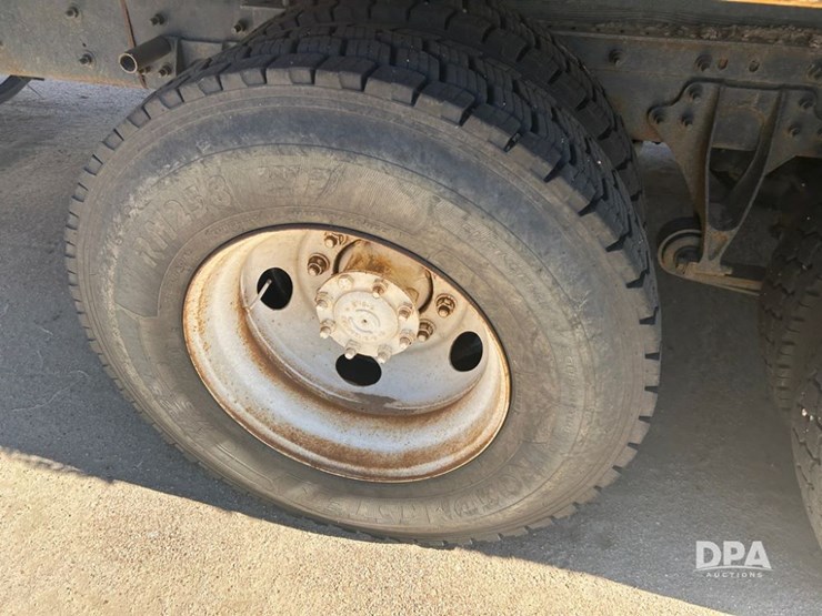 2006-international-9400i-liquid-truck-(cp1185-unit-15319)-image-12