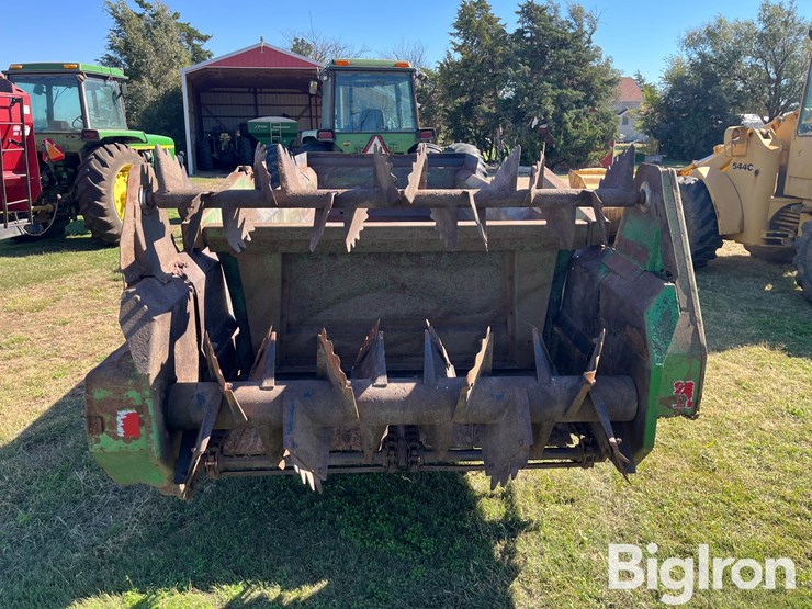 john-deere-680-image-5