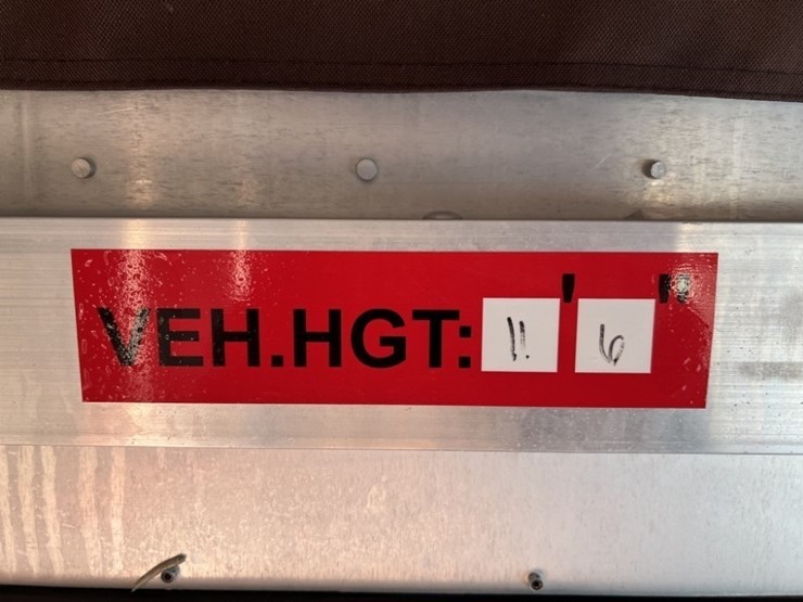 2006-freightliner-mt45-image-32