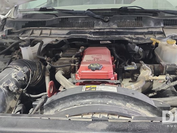 2015-dodge-ram-5500-image-28