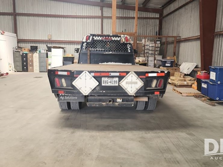 2012-dodge-ram-5500-image-4