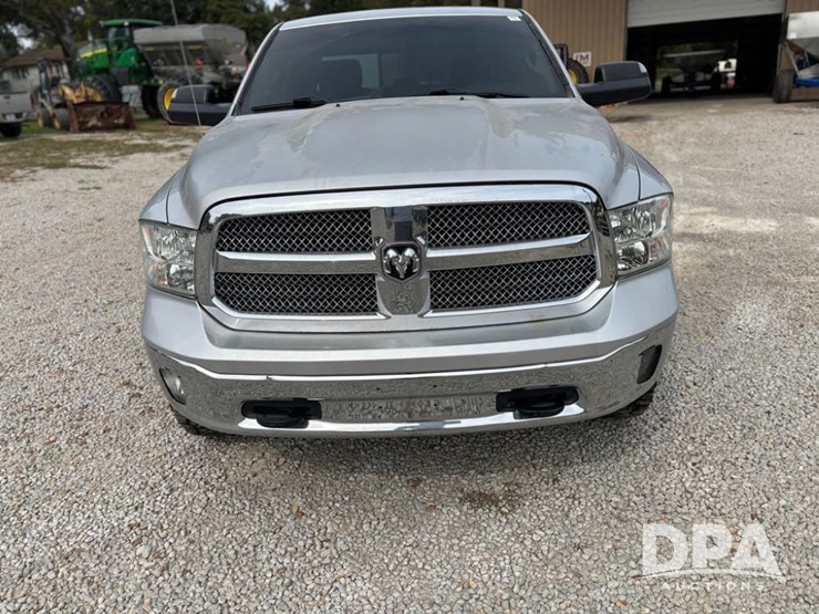 2018-dodge-ram-1500-image-12