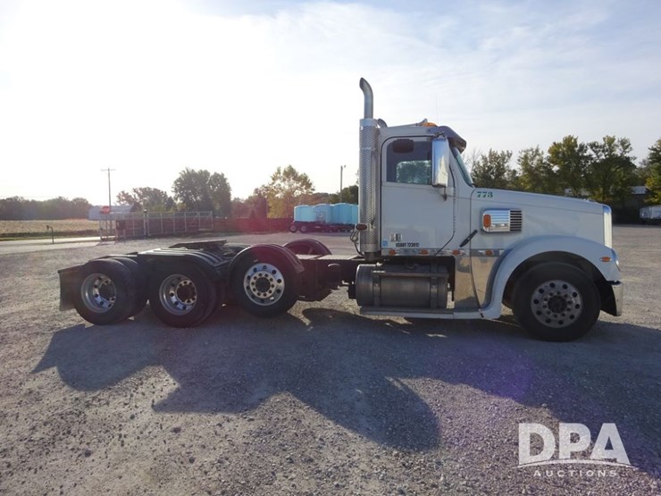2018-freightliner-coronado-day-cab-glider-truck-(pz13996,-unit-773)-image-12