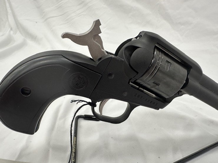 #2025-00029-•-ruger-wrangler-revolver-image-29